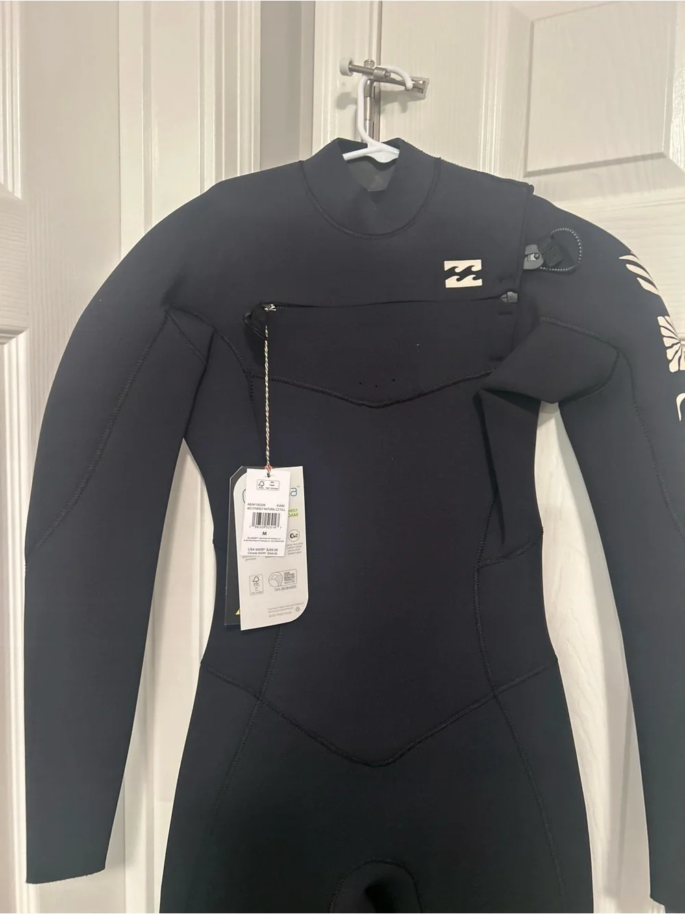 Billabong women’s synergy natural 3/2 chest zip wetsuit  size M